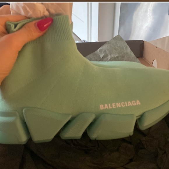 ❤️‍🔥BALENCIAGA SNEAKERS ❤️‍🔥 - Picture 2 of 4